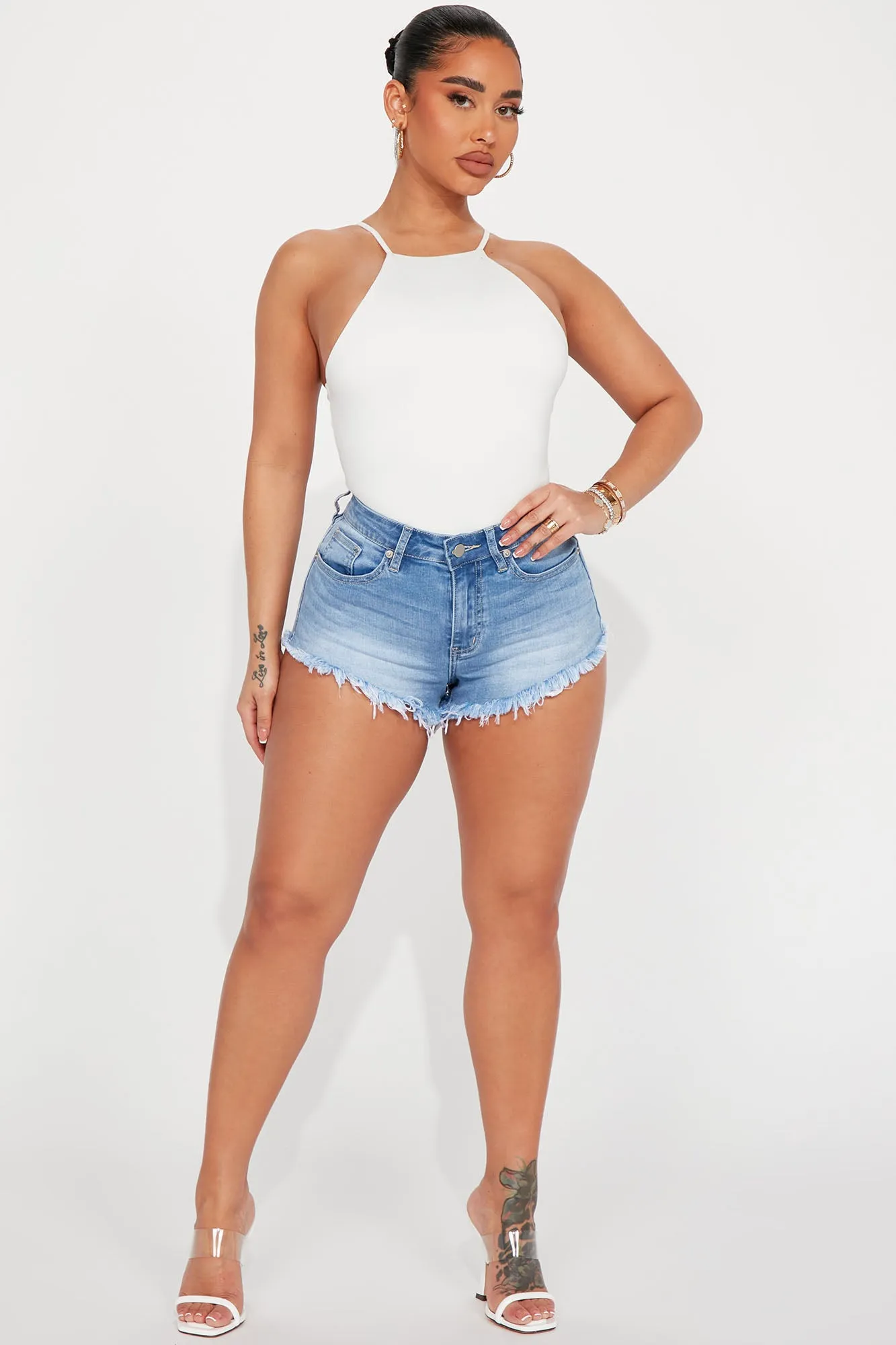 Back And Forth Cut Off Stretch Denim Shorts - Light Wash