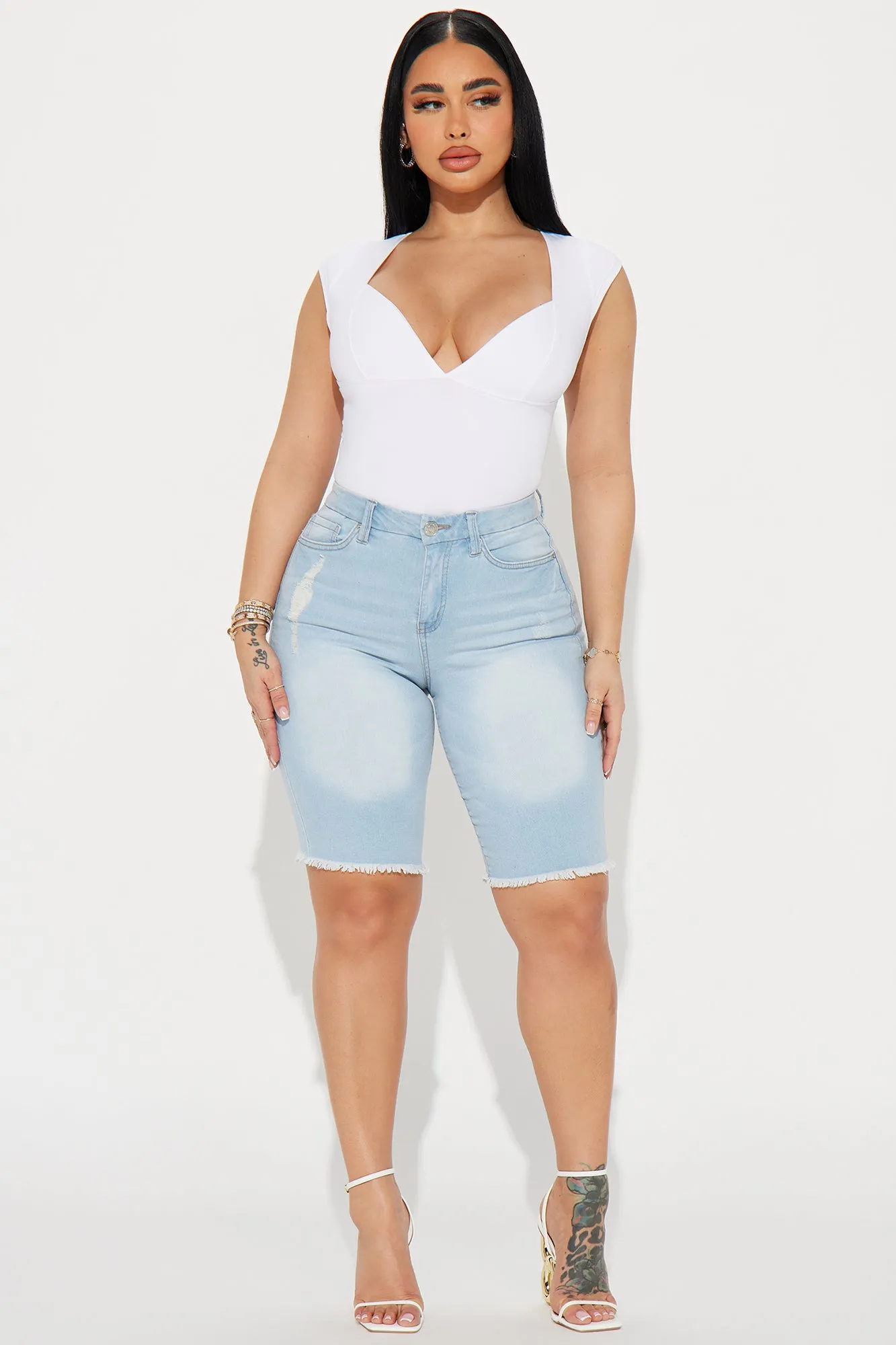 Back To Basic Stretch Bermuda Denim Shorts - Light Wash