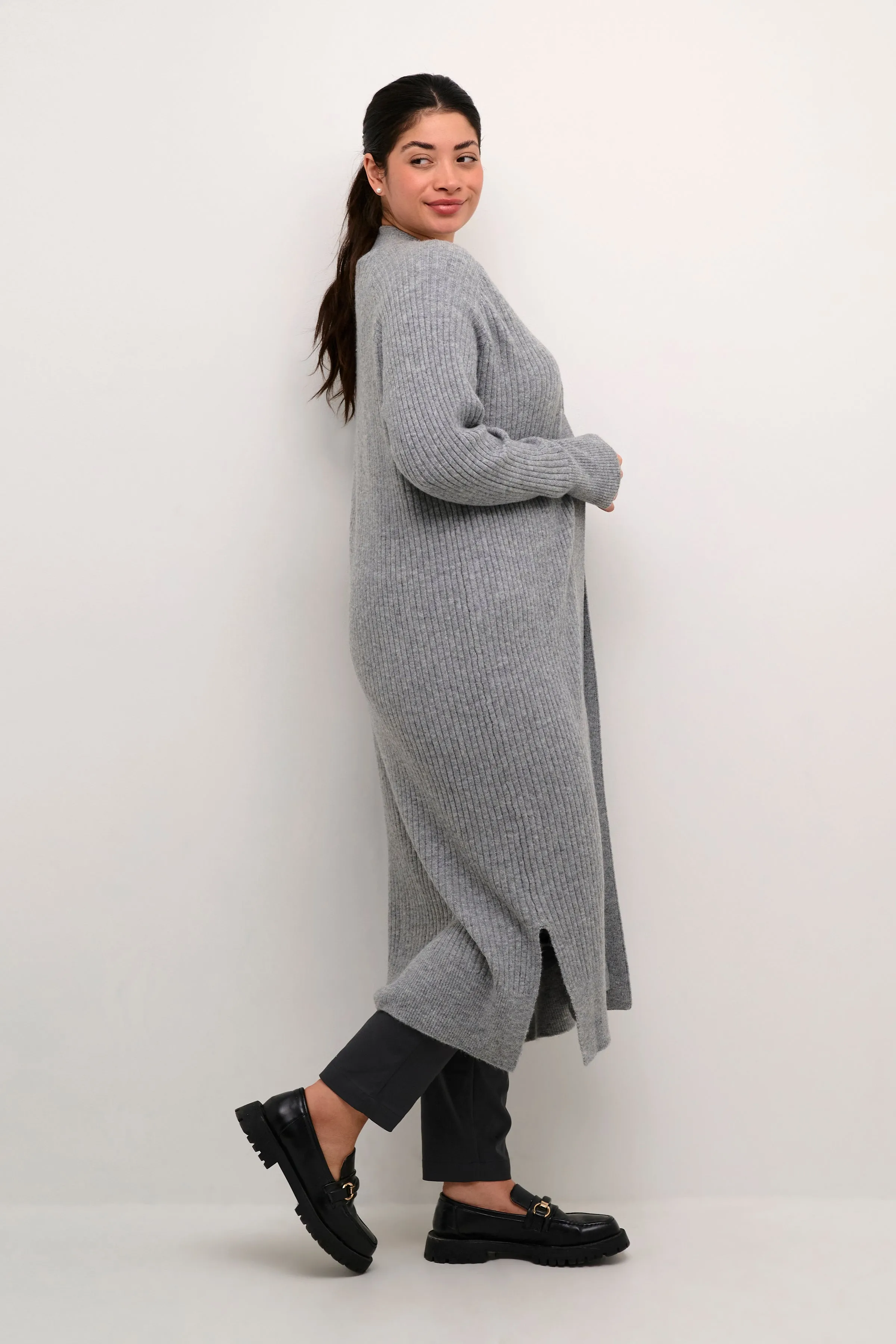 Kaffe Curve Rinye Cardigan in Grey