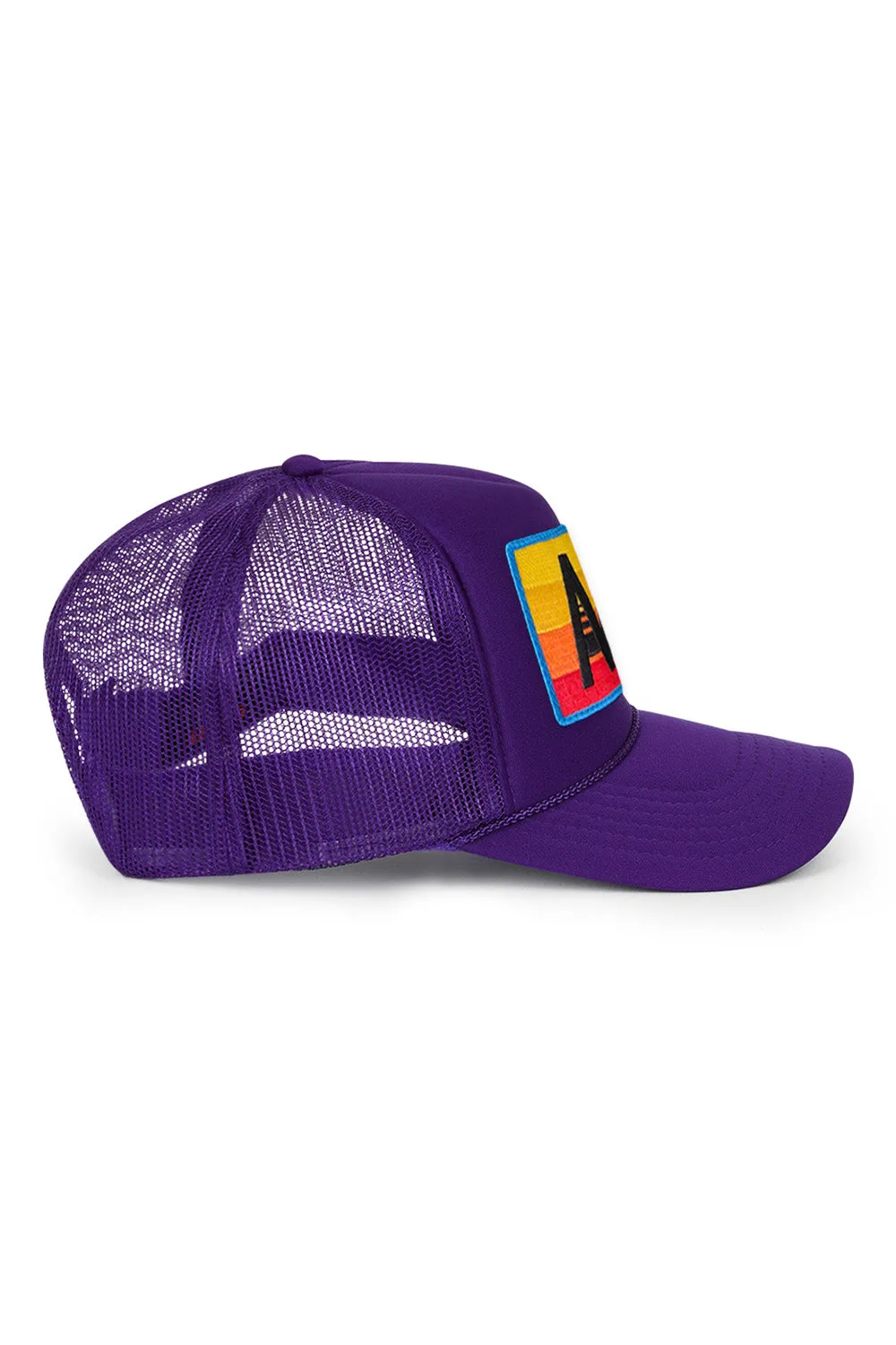 LOGO RAINBOW VINTAGE TRUCKER HAT