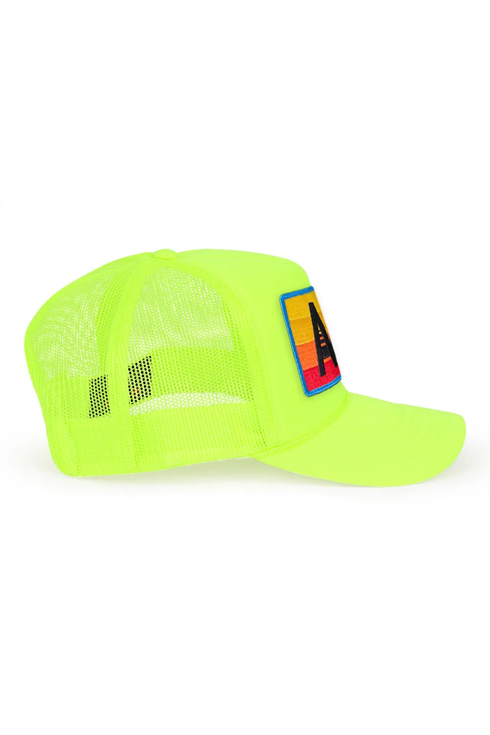 LOGO RAINBOW VINTAGE TRUCKER HAT