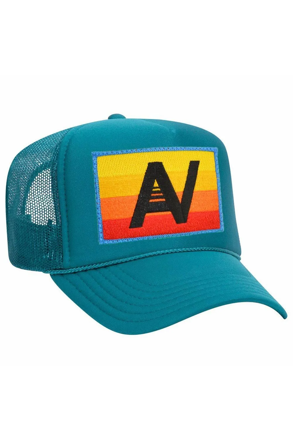 LOGO RAINBOW VINTAGE TRUCKER HAT