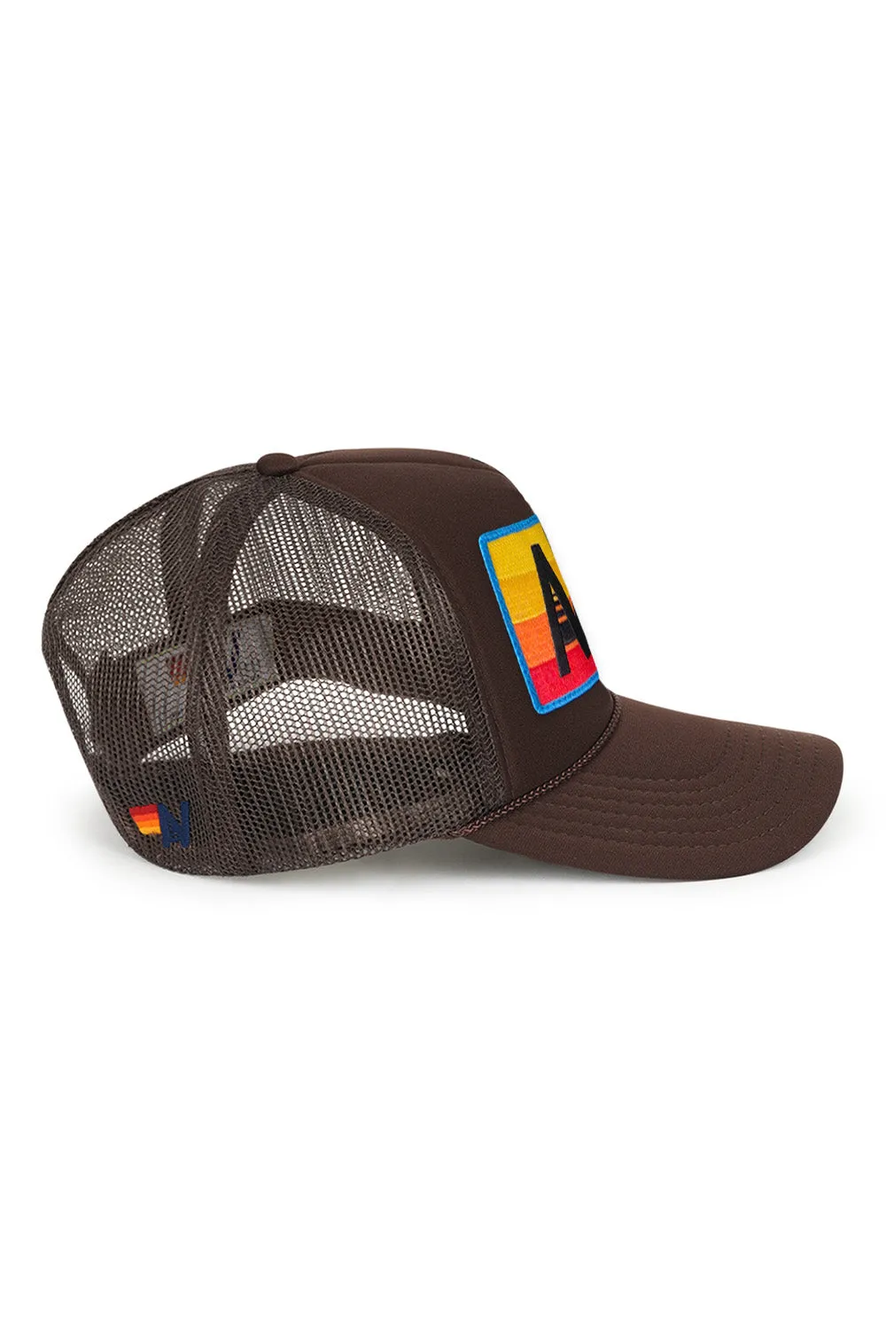 LOGO RAINBOW VINTAGE TRUCKER HAT