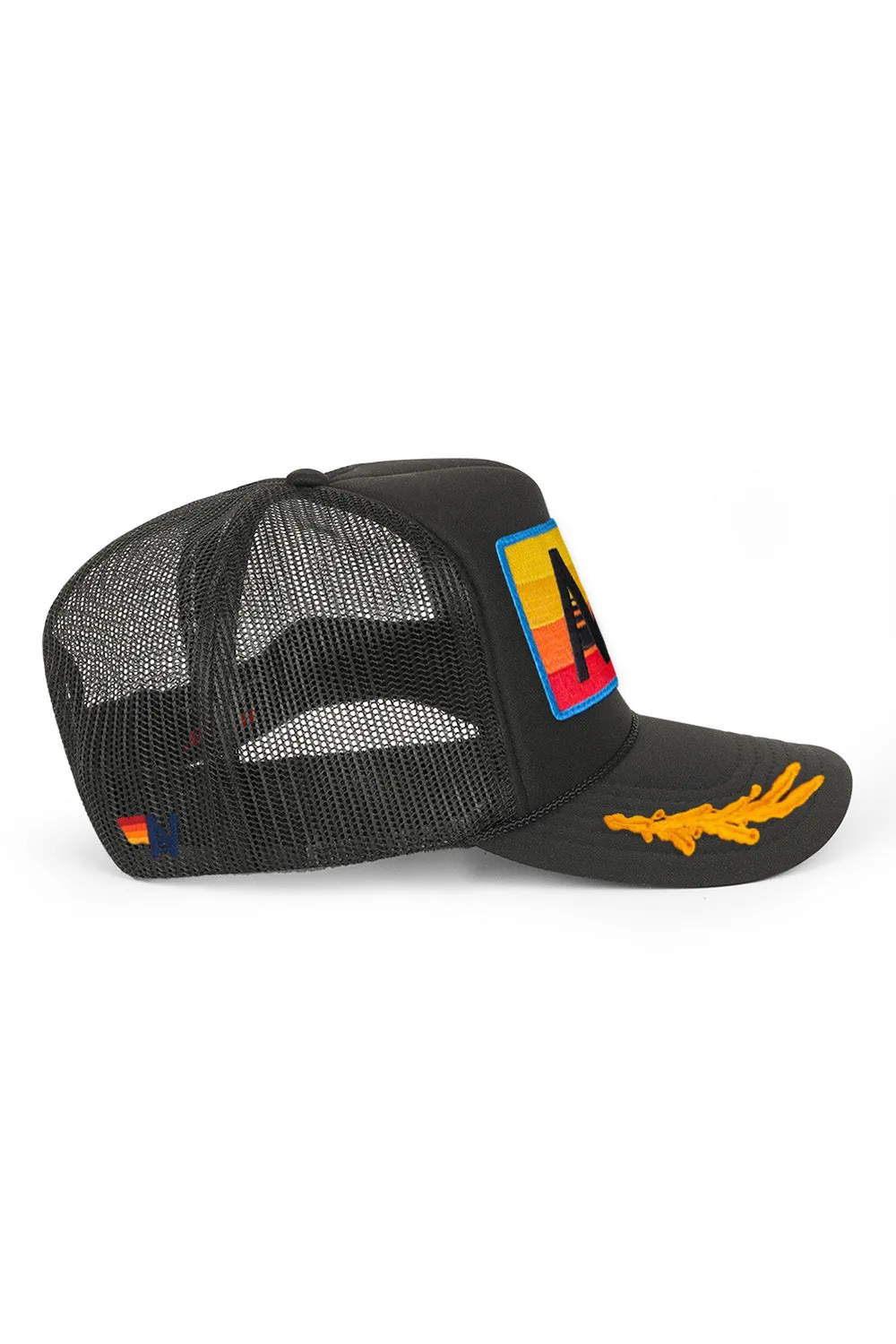 LOGO RAINBOW VINTAGE TRUCKER HAT