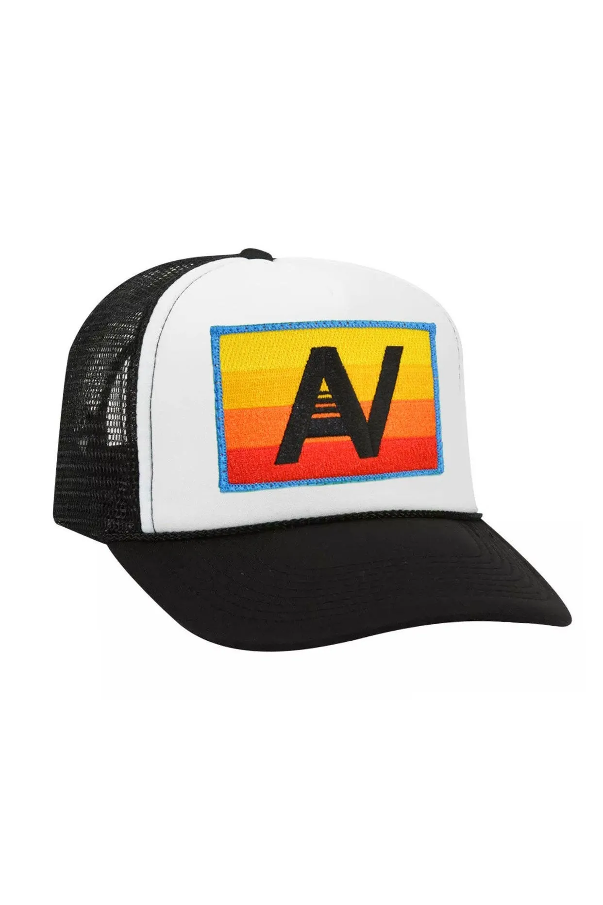 LOGO RAINBOW VINTAGE TRUCKER HAT