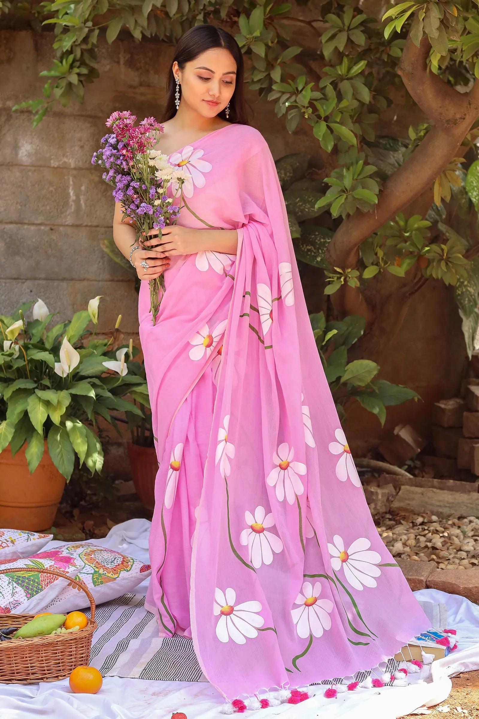 Teejh Blossom Breeze Light Pink Printed Mulmul Cotton Saree